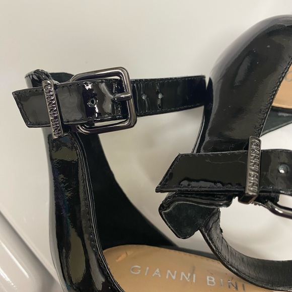 Gianni Bini Black Patent Heels - Picture 7 of 7
